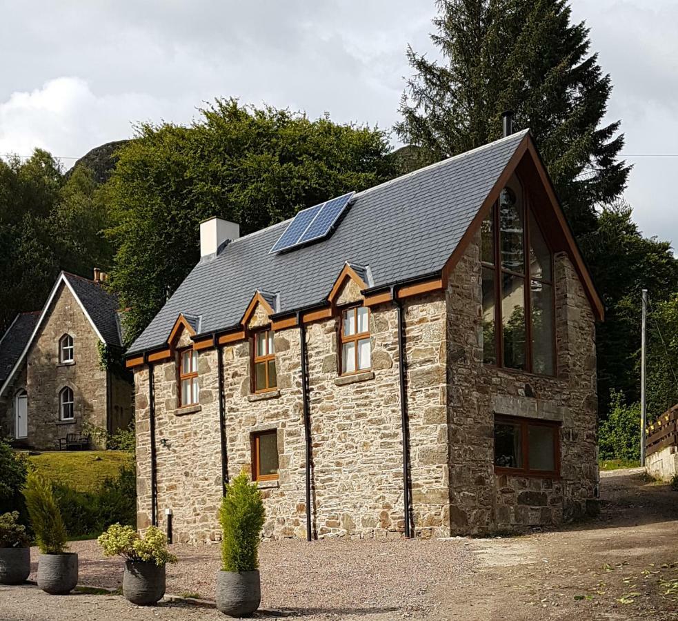 The Armoury Villa Glenfinnan Eksteriør bilde